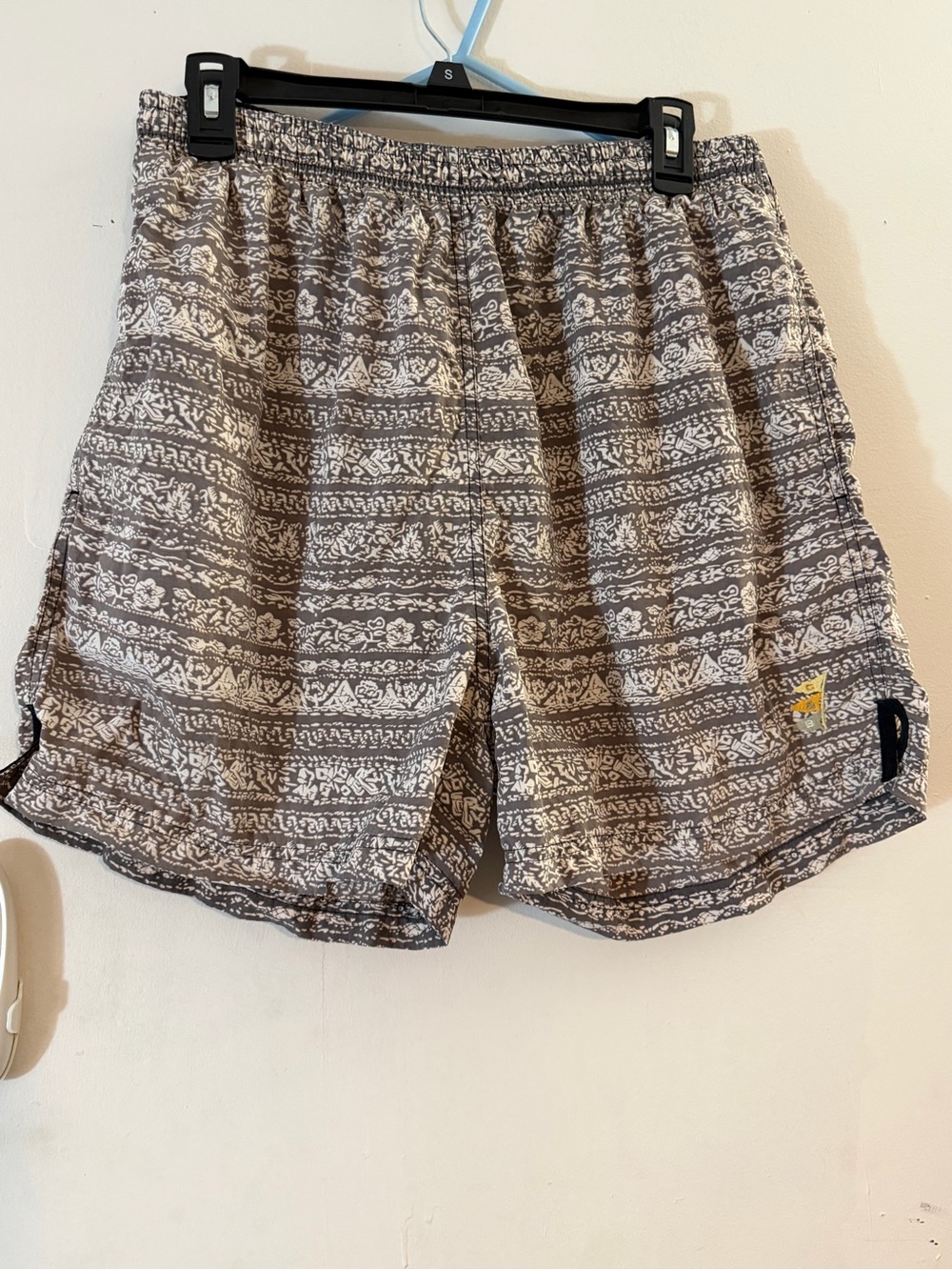 Cutter & Buck Gray and White Patterned Swim Trunks size L GUC